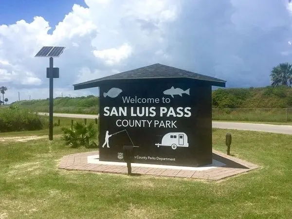 San Luis Pass boat ramp